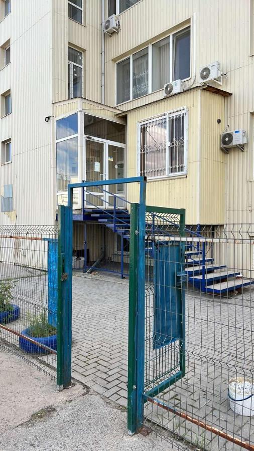 Евро Студия Возле Метро Академика Павлова خاركيف المظهر الخارجي الصورة